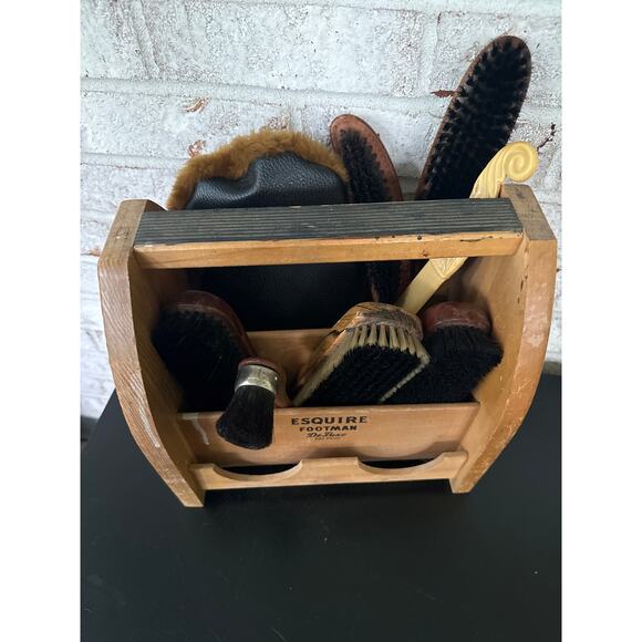 Esquire Footman Deluxe Vintage Shoe Shine Wooden Holder with Multiple Brushes - Picture 3 of 10